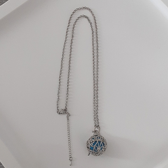 Harmony Ball Necklaces, Pregnancy Necklaces, Bola Necklaces, Angel Callers - Picture 4 of 4